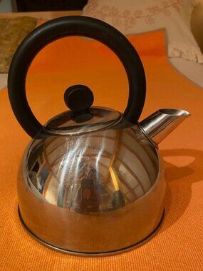 Farberware VTG 1 qt Round Black Handle Spouted Tea Pot - Rare - Made in Thailand